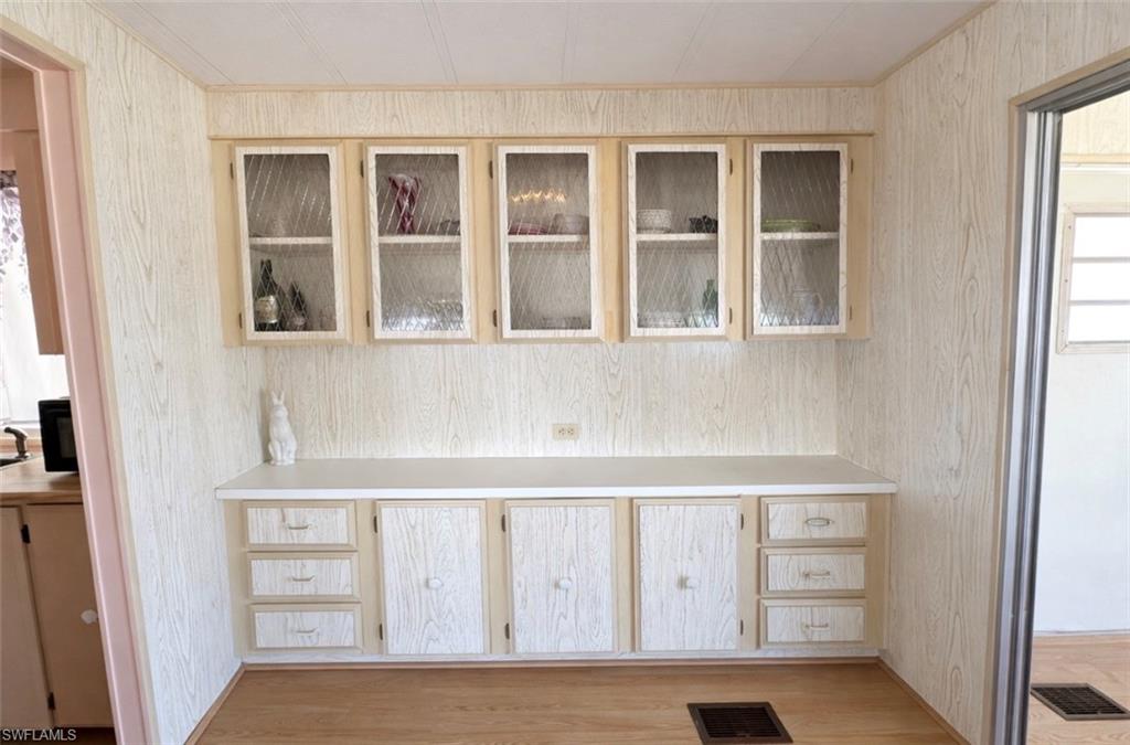 IMPERIAL HARBOR - Residential