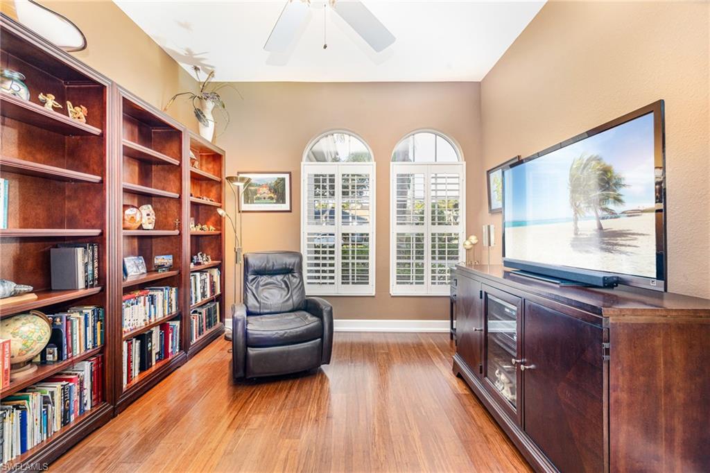 WOODMONT - Residential