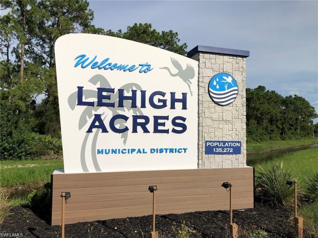 LEHIGH ACRES - Land