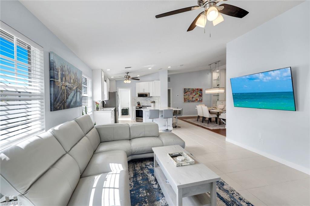 ISLAND WALK - Residential