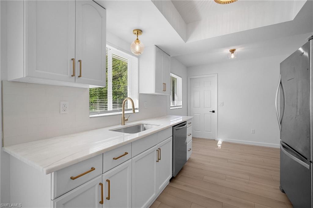 FORT MYERS SHORES - Residential