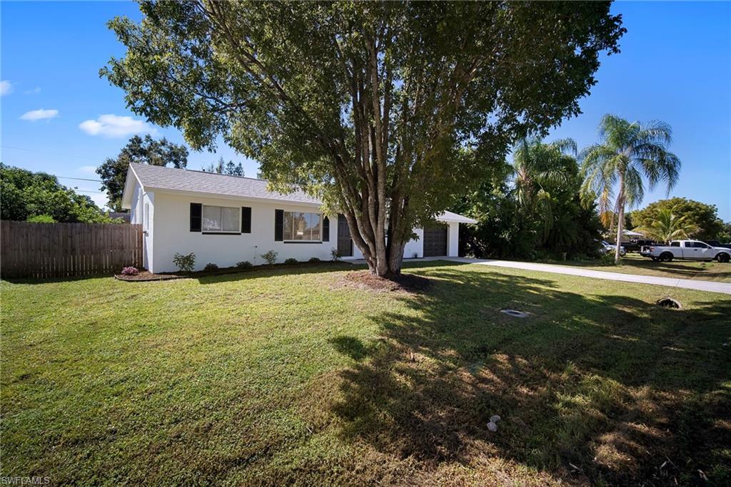 FORT MYERS SHORES - Residential