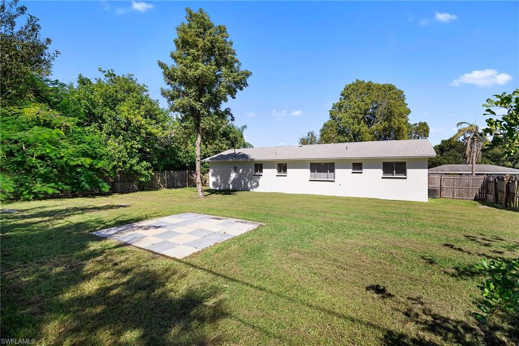 FORT MYERS SHORES - Residential