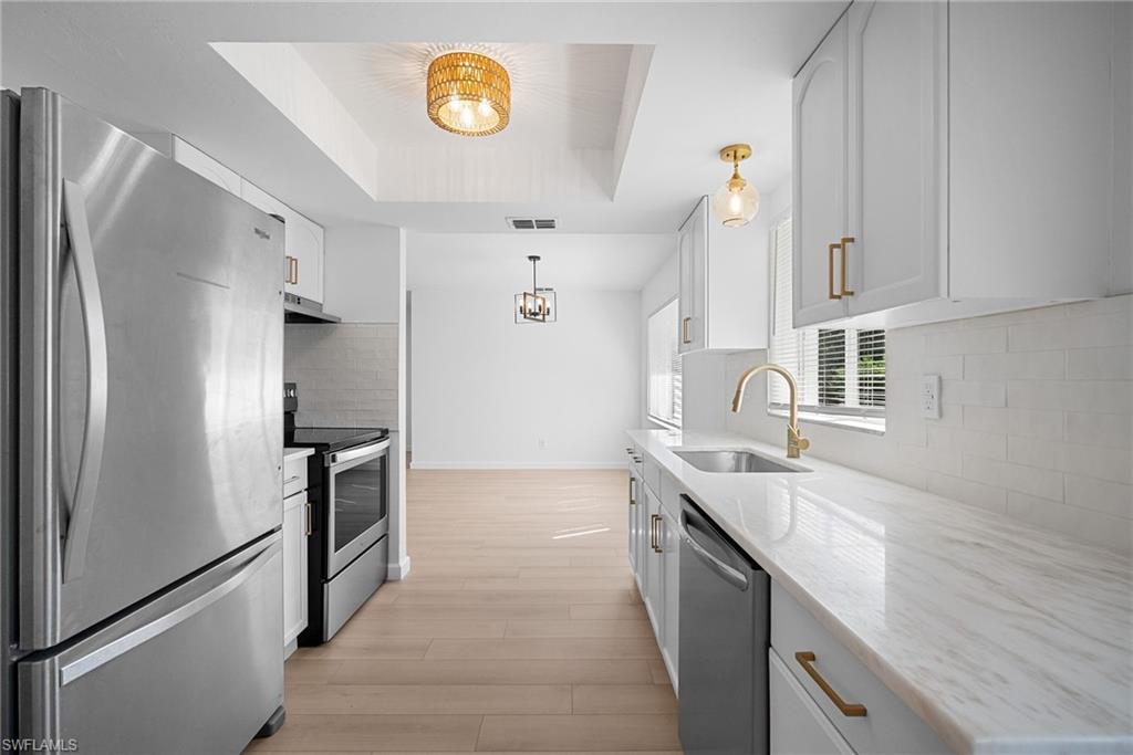 FORT MYERS SHORES - Residential