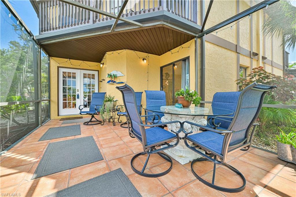 SIESTA PINES - Residential