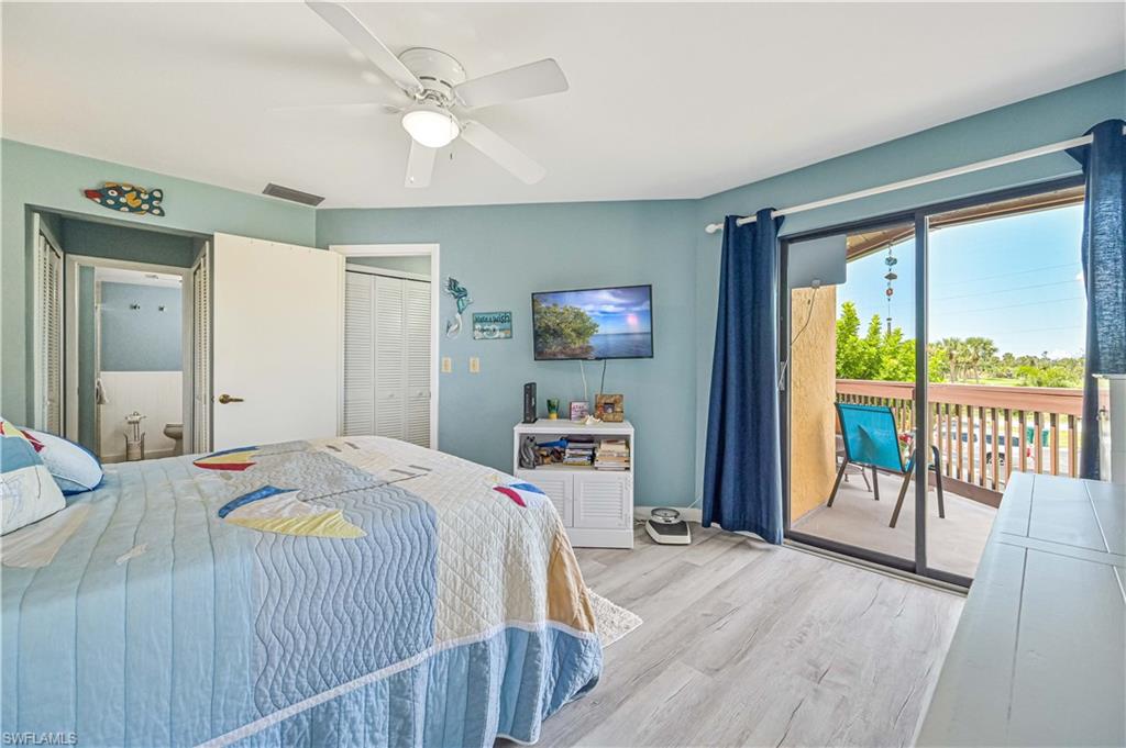 SIESTA PINES - Residential