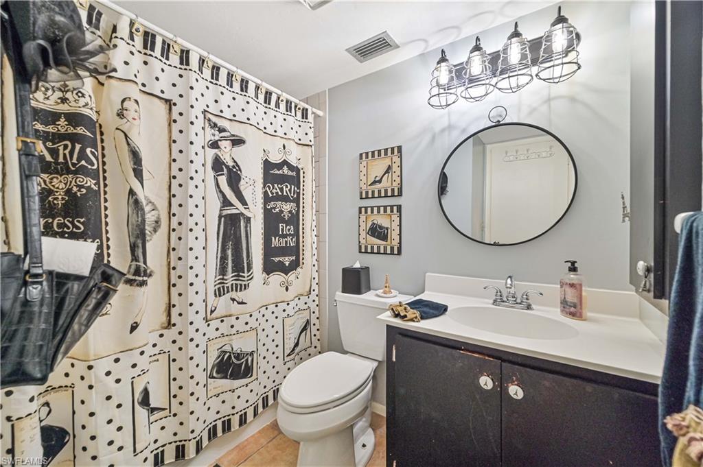 SIESTA PINES - Residential