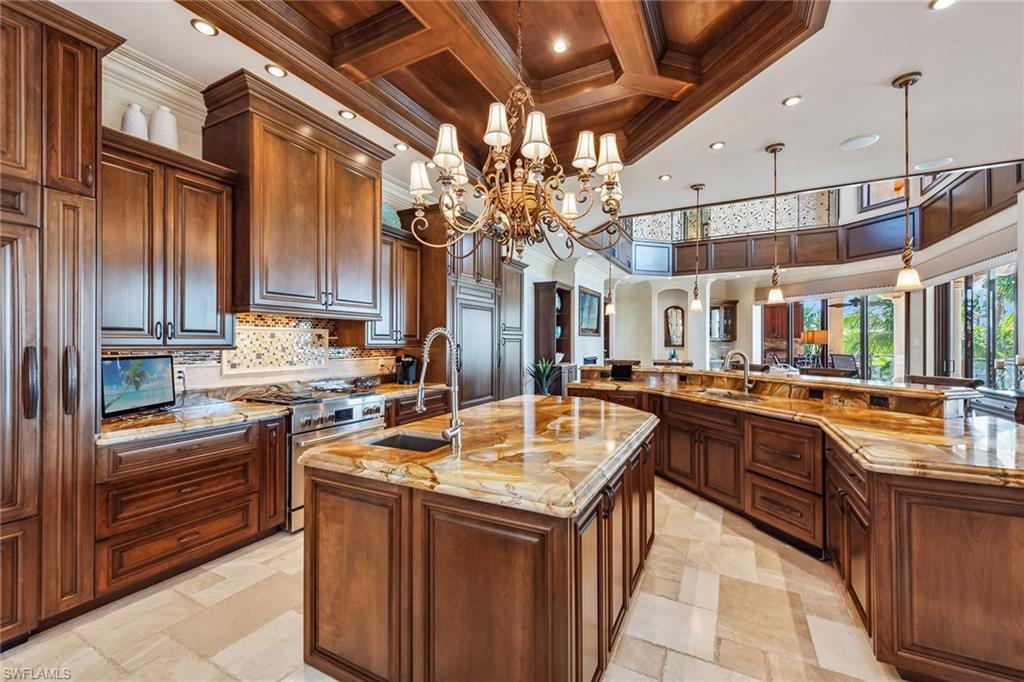 MARCO ISLAND - Residential