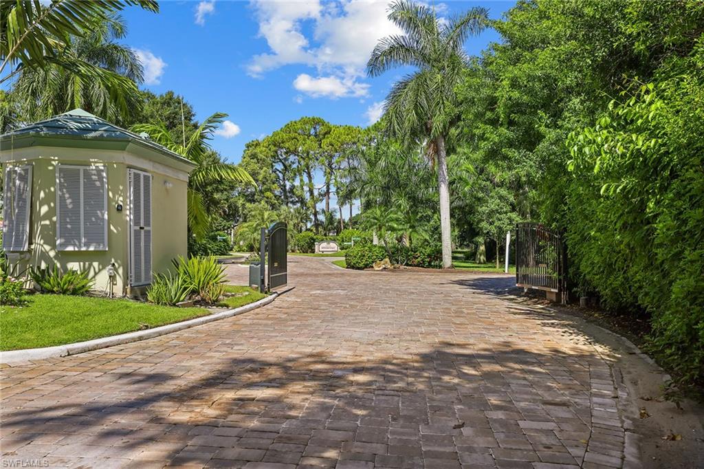 NAPLES BATH AND TENNIS CLUB - Residential