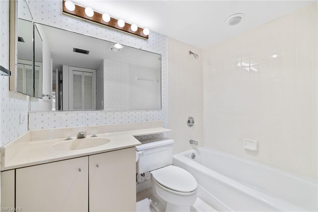 NAPLES BATH AND TENNIS CLUB - Residential