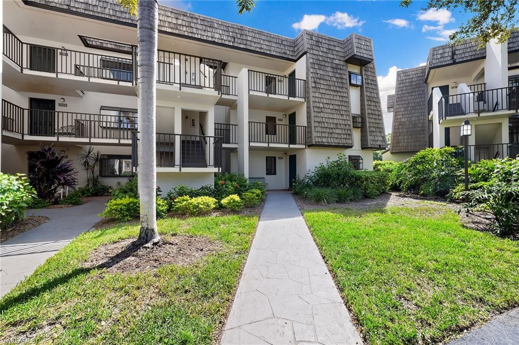 NAPLES BATH AND TENNIS CLUB - Residential