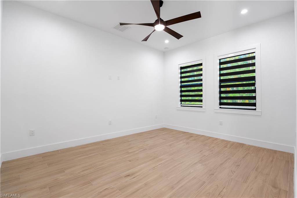 LIVINGSTON WOODS - Residential