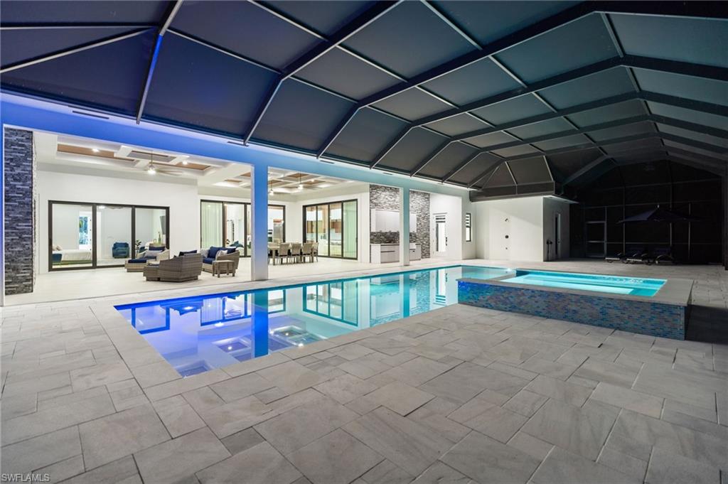 LIVINGSTON WOODS - Residential