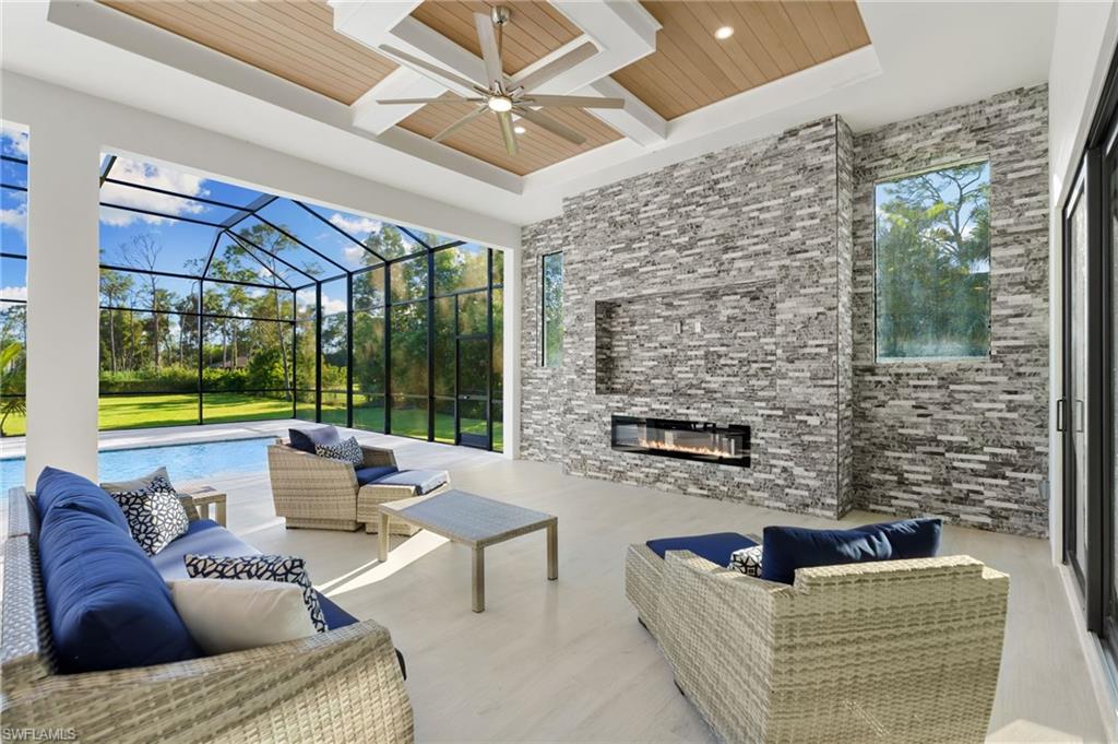 LIVINGSTON WOODS - Residential