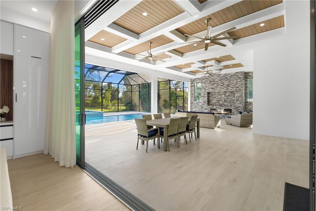 LIVINGSTON WOODS - Residential