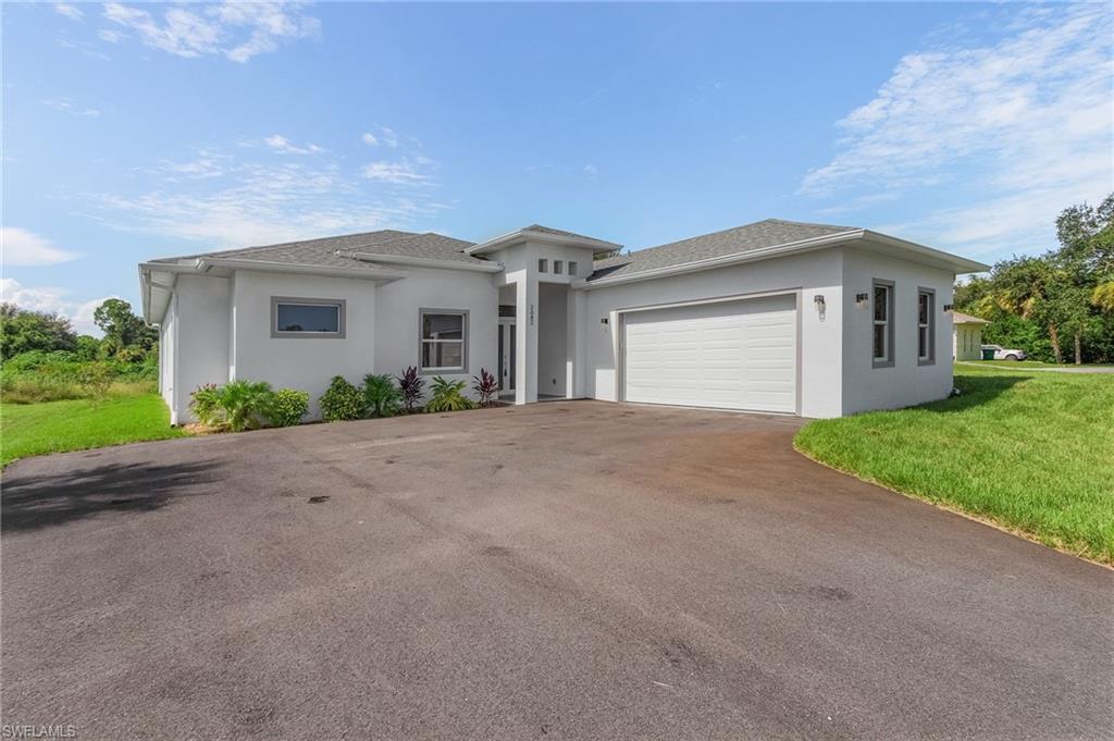 GOLDEN GATE ESTATES - Residential