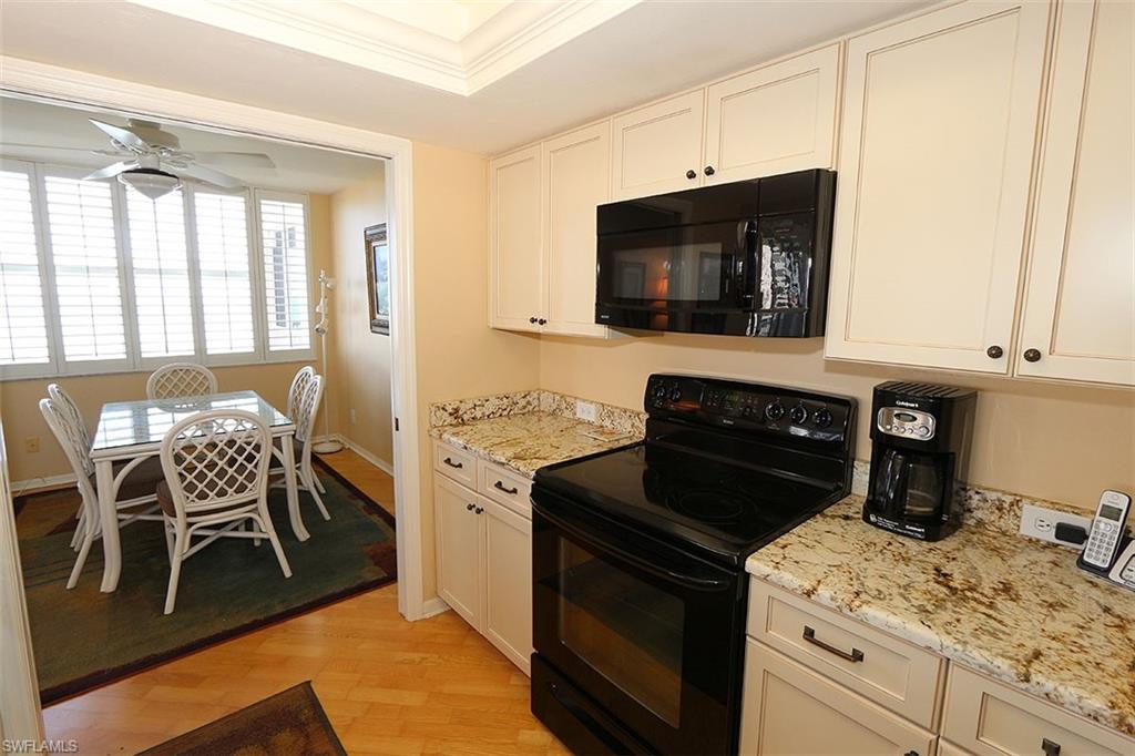 ST NICOLE - Residential Lease