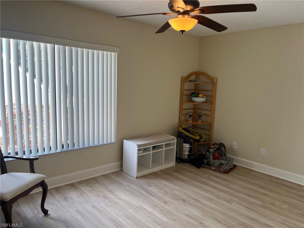 SEVEN LAKES - Residential