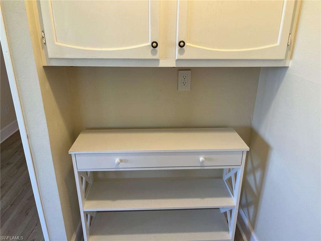 SEVEN LAKES - Residential