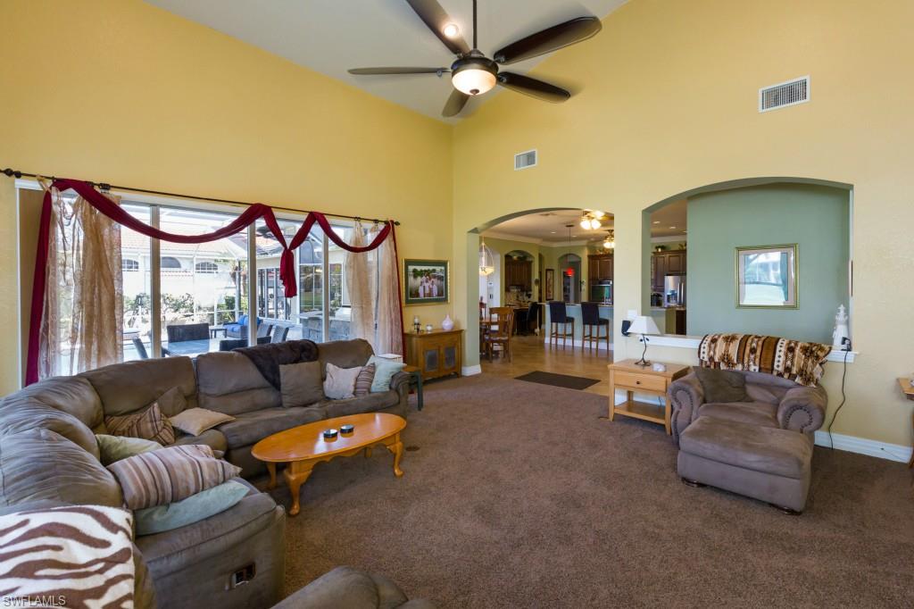 EDGEWATER - Residential