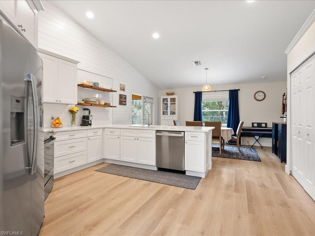 GOLDEN GATE ESTATES - Residential