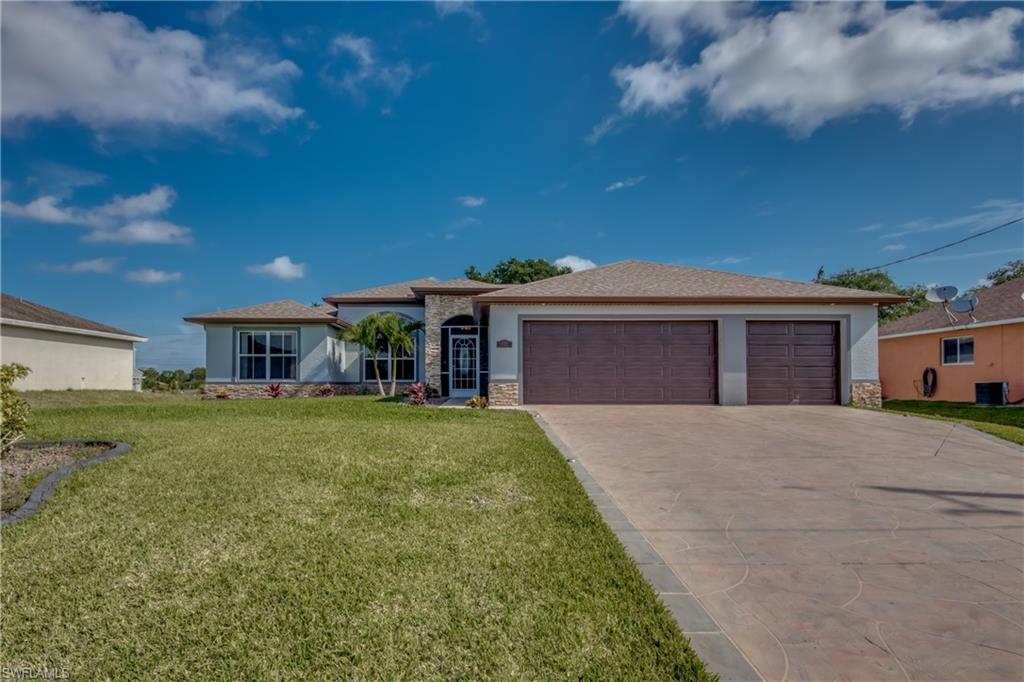 LEHIGH ACRES - Residential