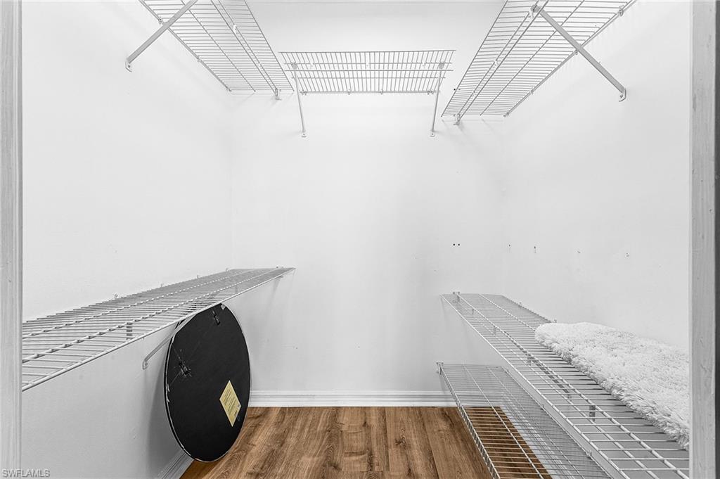 GOLFVIEW GOLF & RACQUET CLUB - Residential