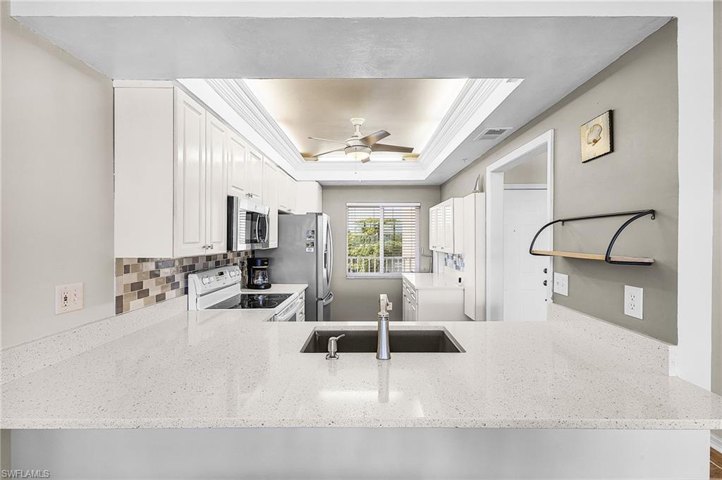 GOLFVIEW GOLF & RACQUET CLUB - Residential