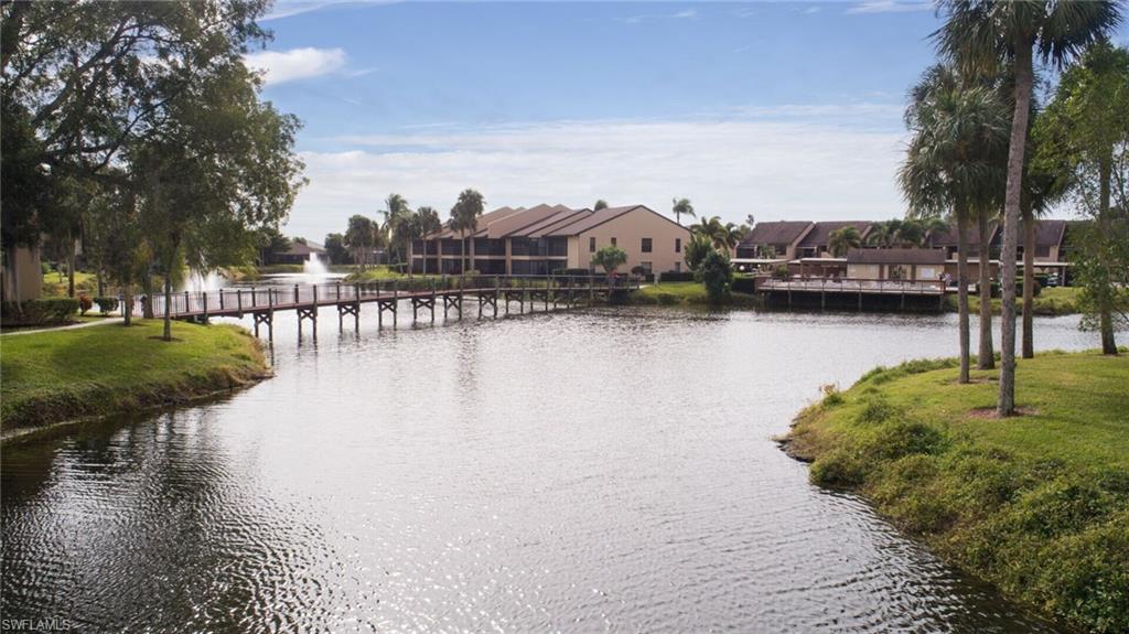 ADMIRALTY YACHT & RACQUET CLUB - Residential