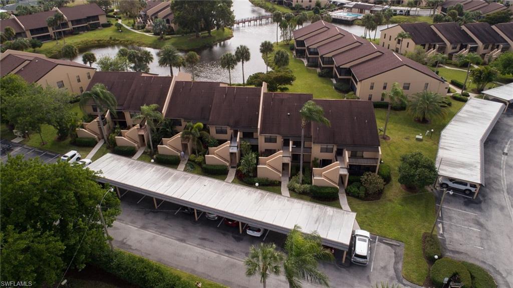 ADMIRALTY YACHT & RACQUET CLUB - Residential