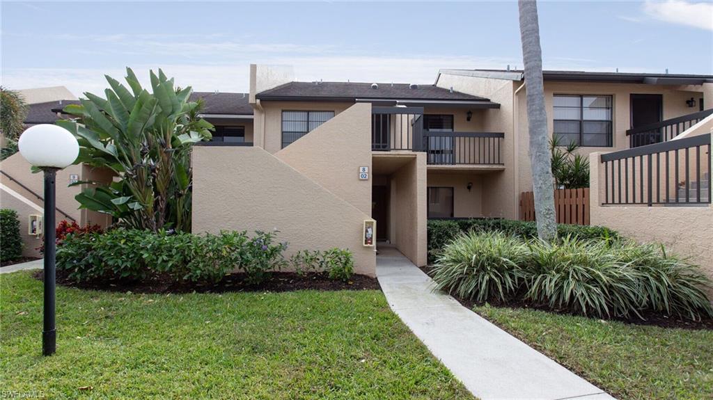 ADMIRALTY YACHT & RACQUET CLUB - Residential