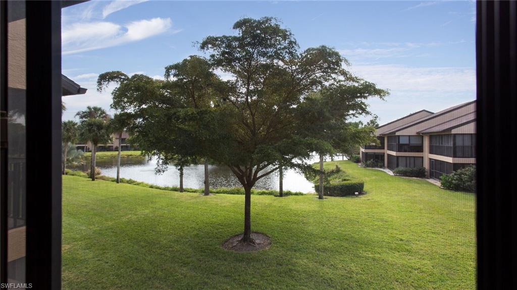 ADMIRALTY YACHT & RACQUET CLUB - Residential