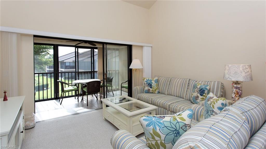 ADMIRALTY YACHT & RACQUET CLUB - Residential