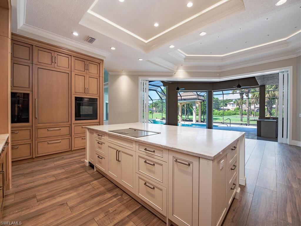 ESTATES AT GREY OAKS - Residential