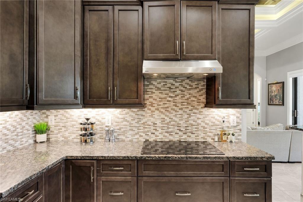 CAPE ROYAL - Residential