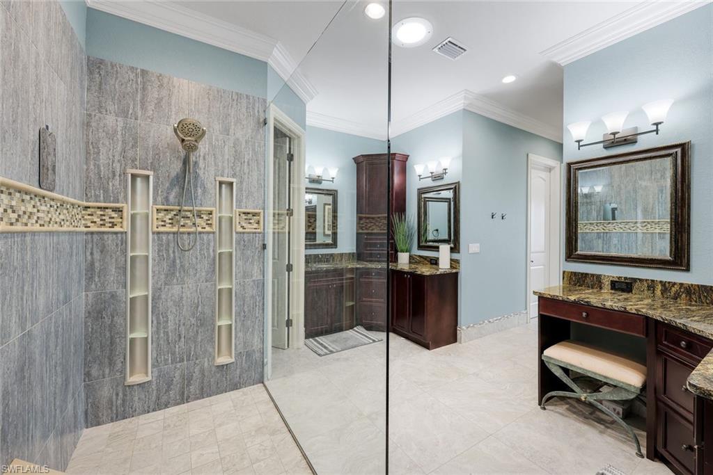 CAPE ROYAL - Residential