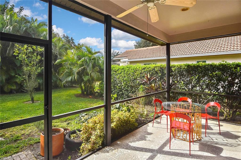 OAK COLONY - Residential