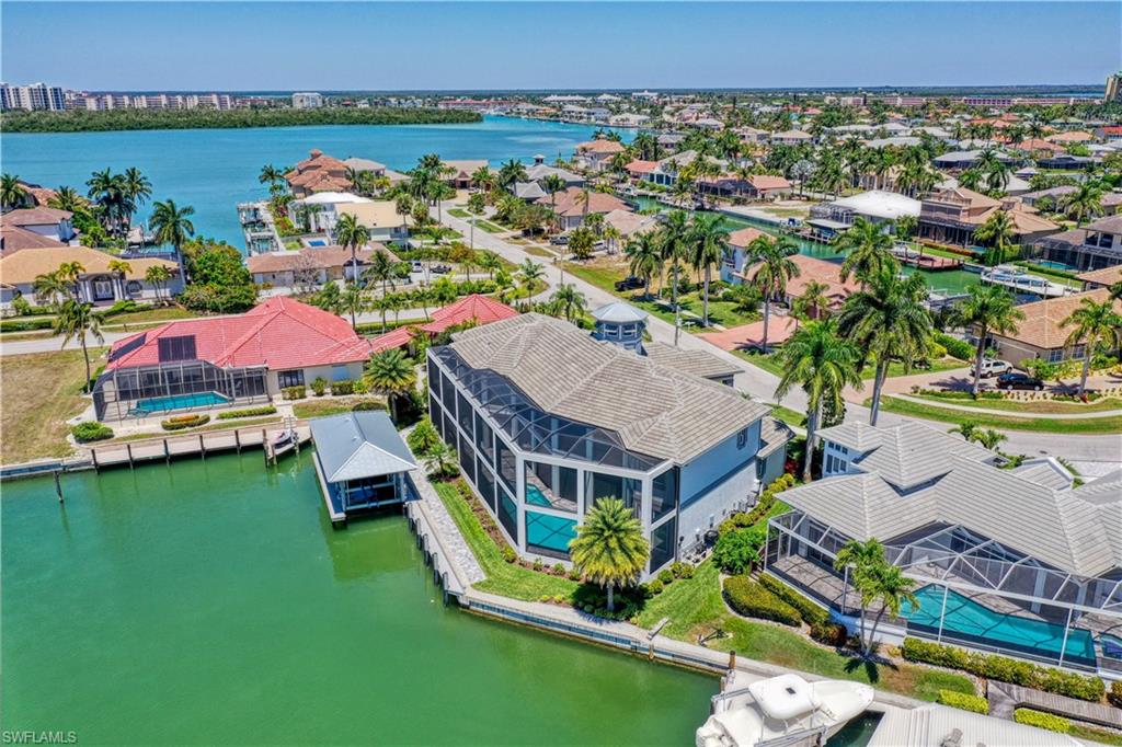 MARCO BEACH - Residential