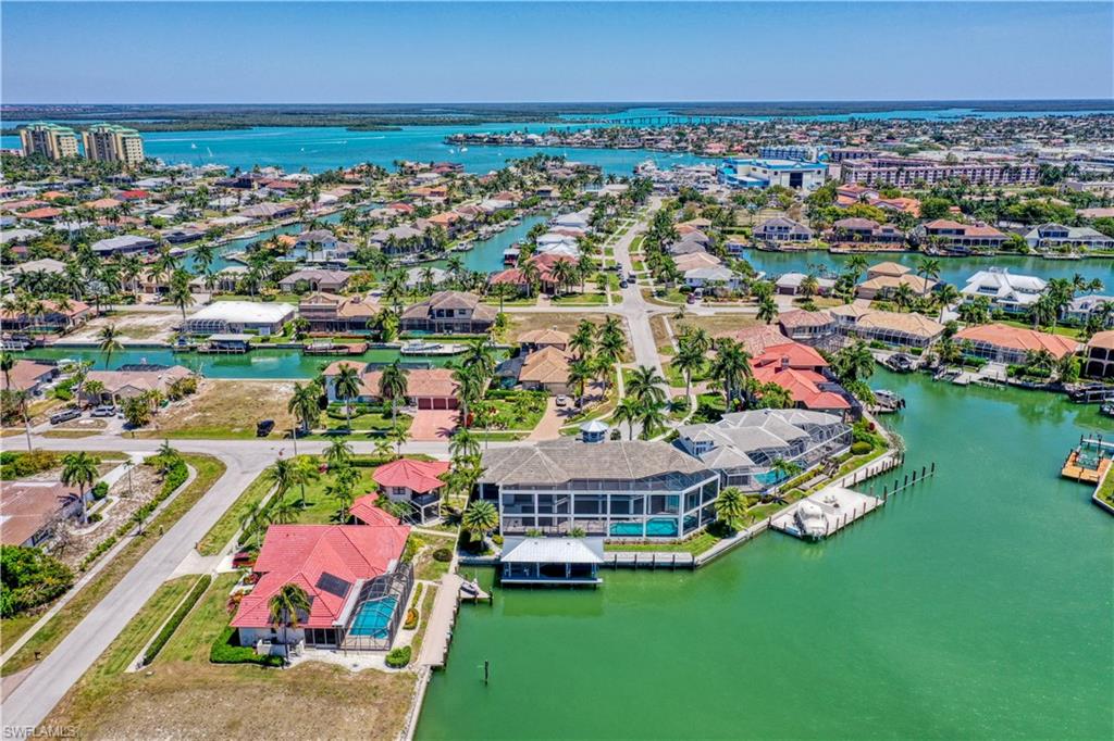 MARCO BEACH - Residential