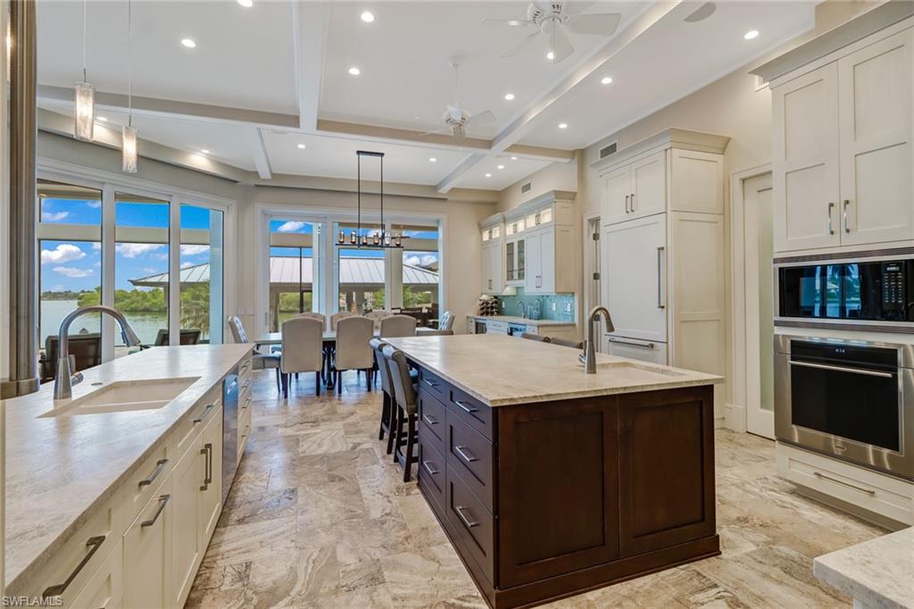 MARCO BEACH - Residential