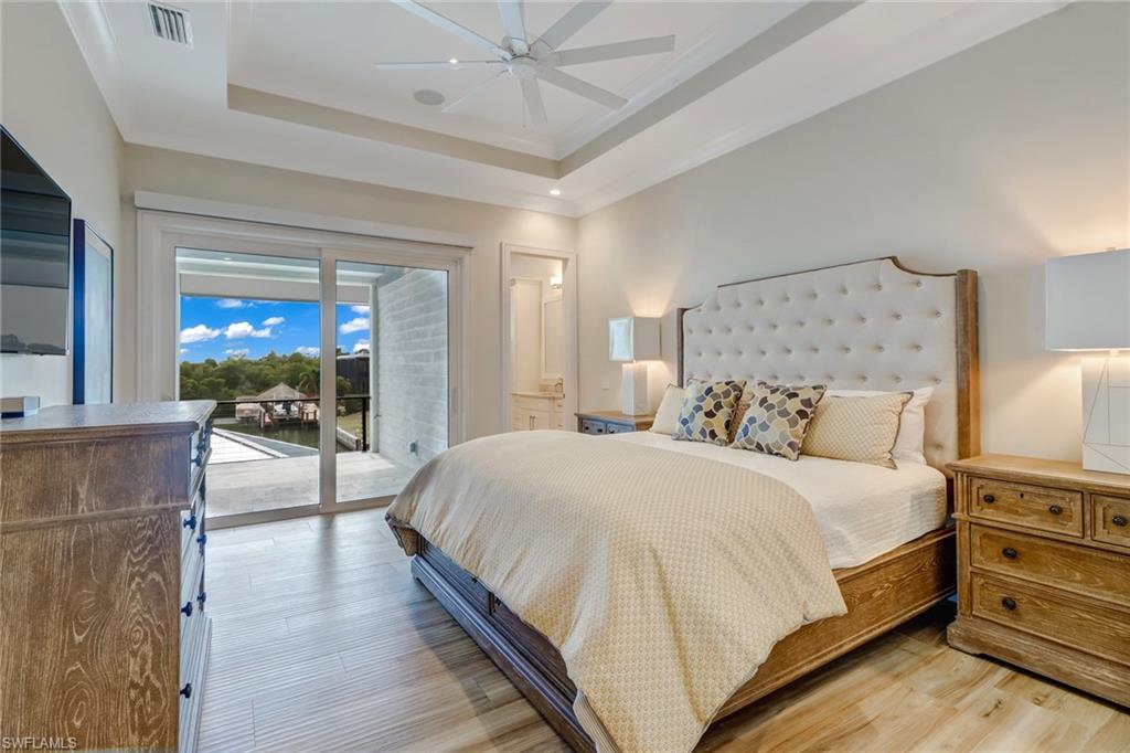 MARCO BEACH - Residential