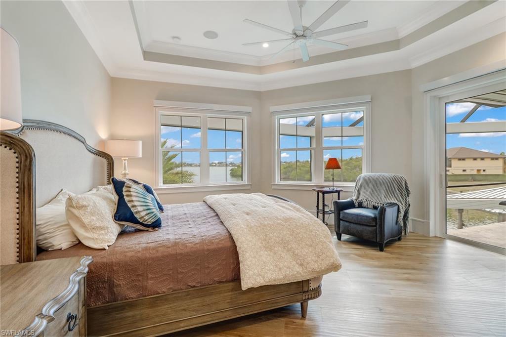 MARCO BEACH - Residential