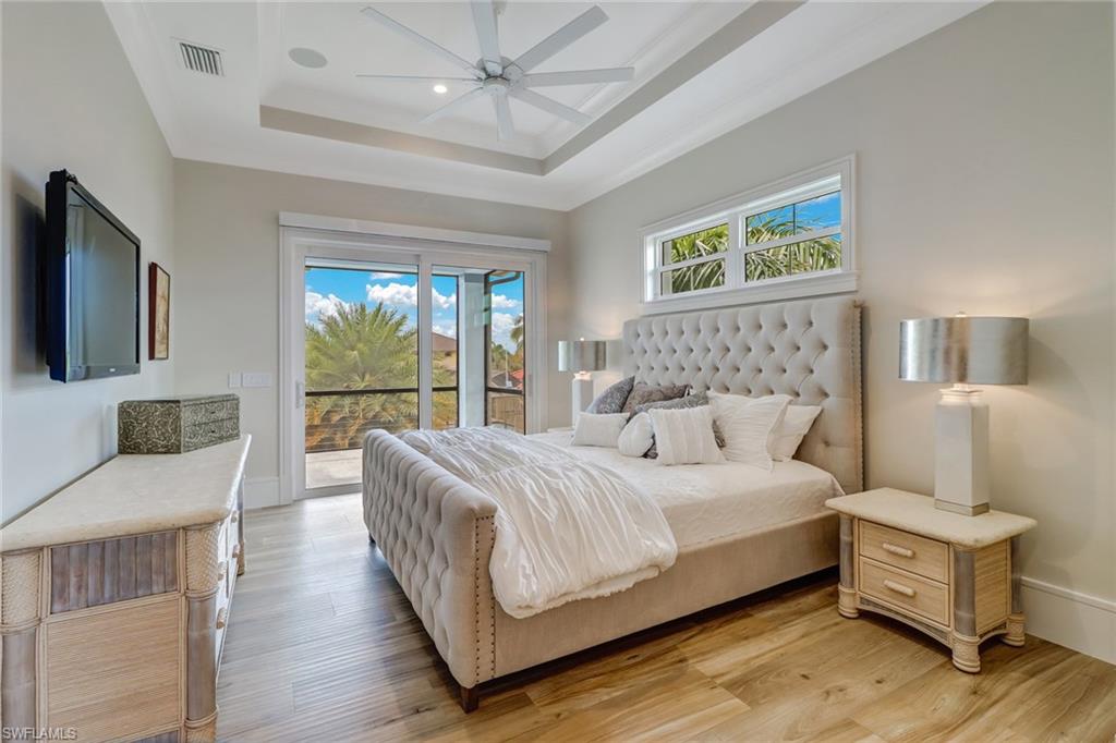 MARCO BEACH - Residential