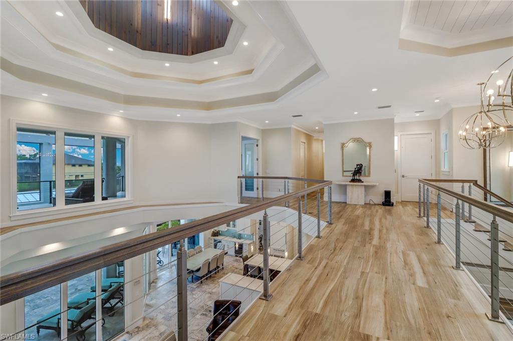 MARCO BEACH - Residential