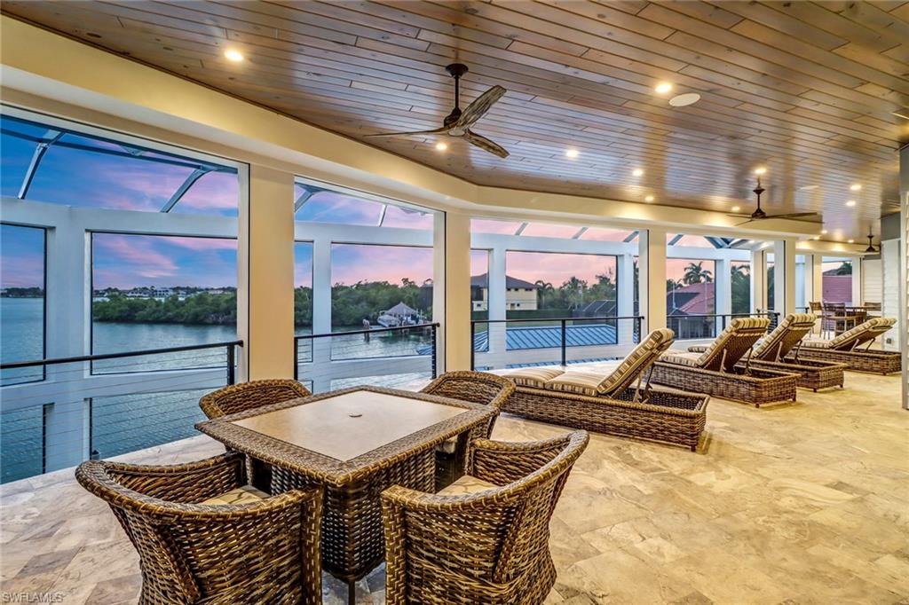 MARCO BEACH - Residential