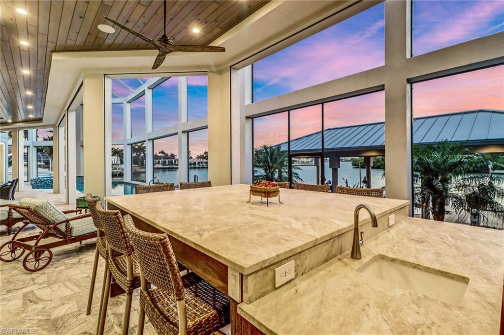 MARCO BEACH - Residential