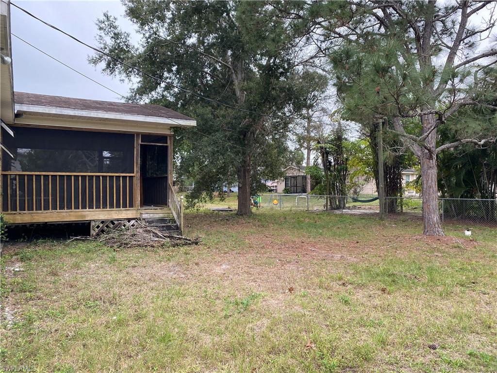 SAN CARLOS PARK - Residential