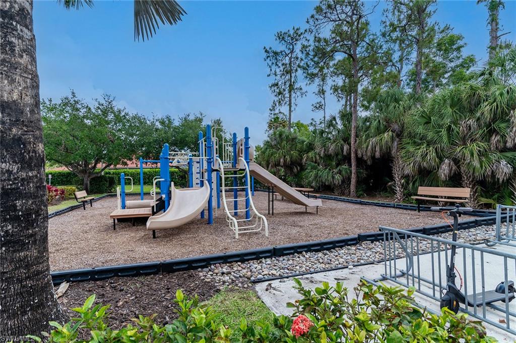 THE SHORES - Residential