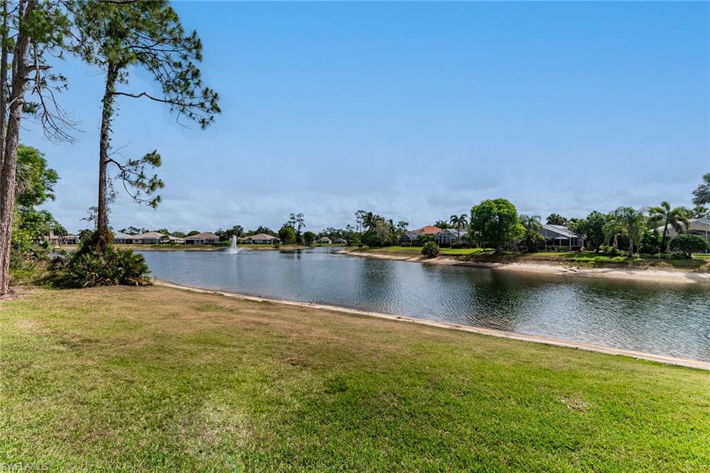 THE SHORES - Residential