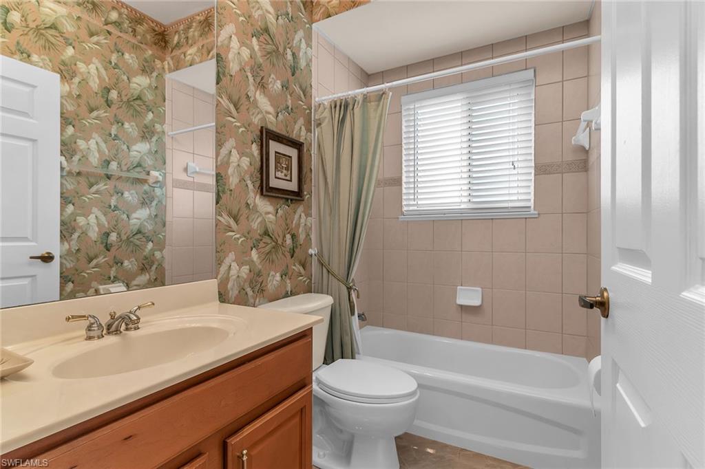 THE SHORES - Residential